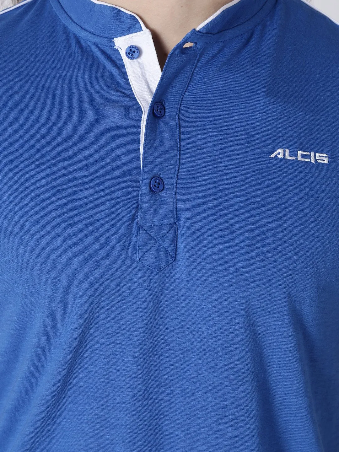 Alcis Men Blue Solid Henley Neck Slim Fit T-shirt