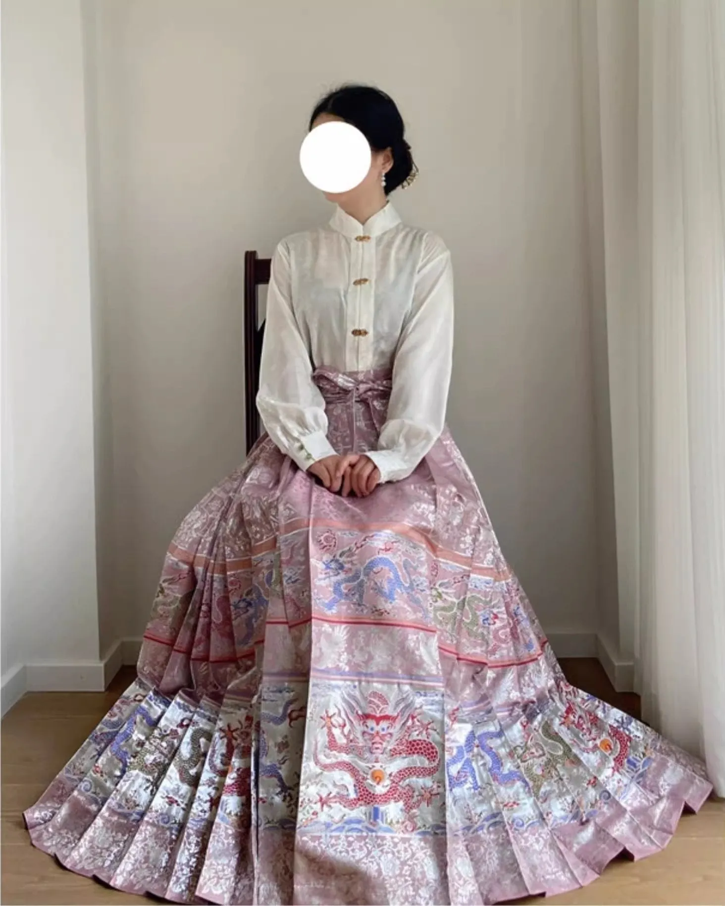 Baifu Long 百福龙 Hundred Blessings Iridescent Custom Mamian Skirt