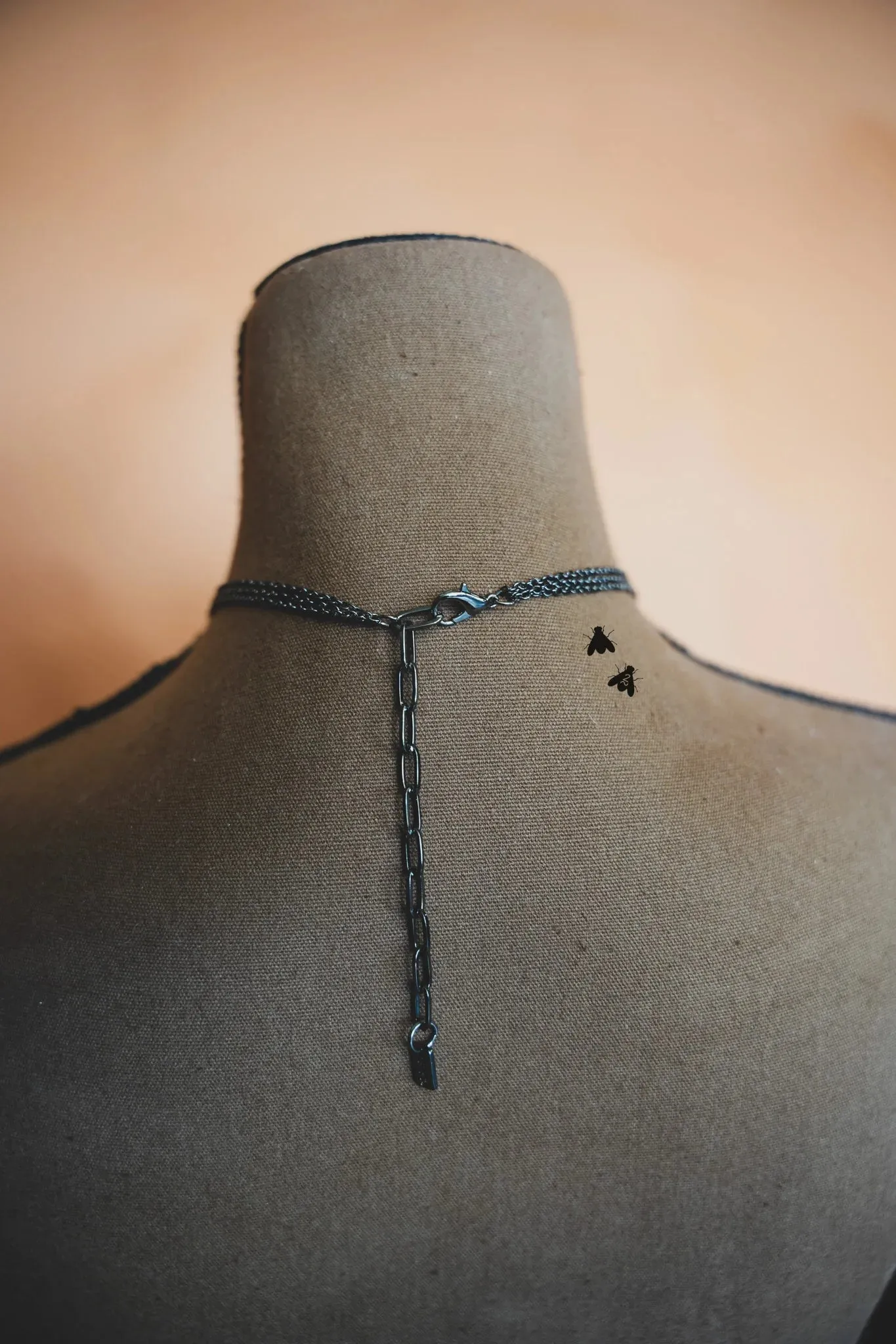 BLAZIN’ SADDLE NECKLACE