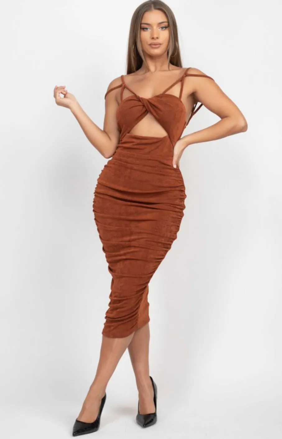 Le’Jazzy - Twist Front Ruched  Dress