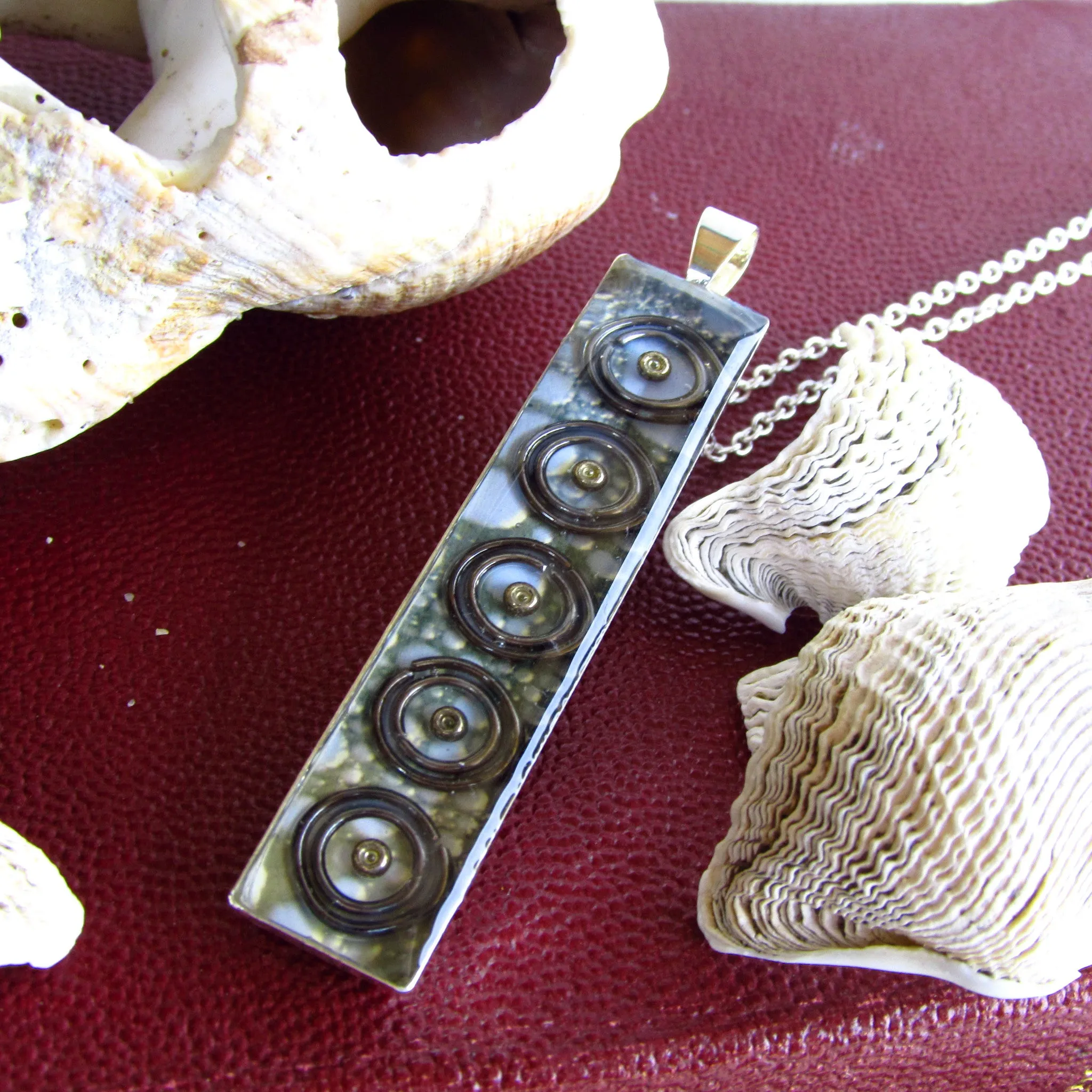 Novel - silver plated pendant and necklace