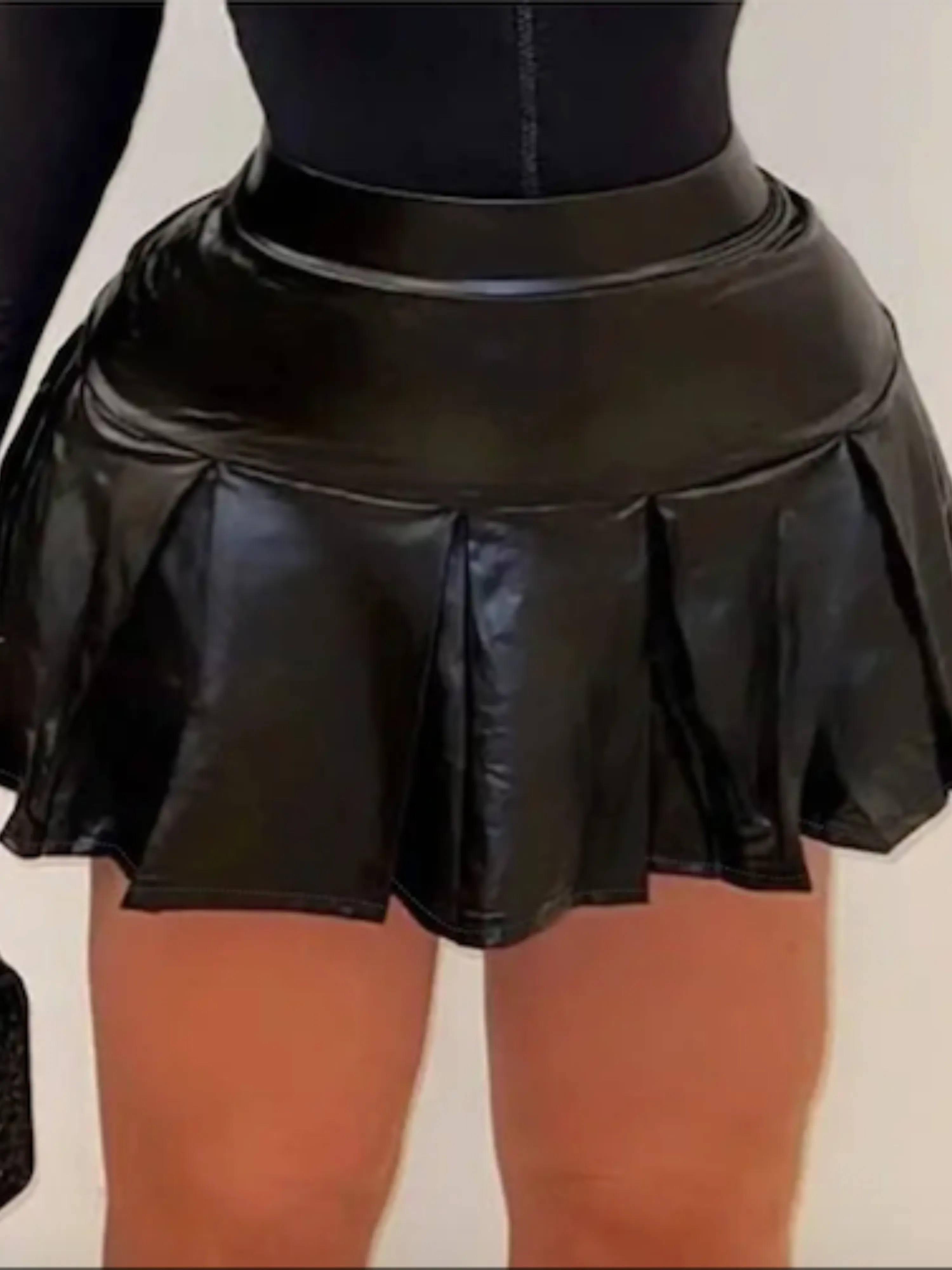 Plus Size PU Leather Solid Pleated Skirt, Casual High Waist Mini Skirt