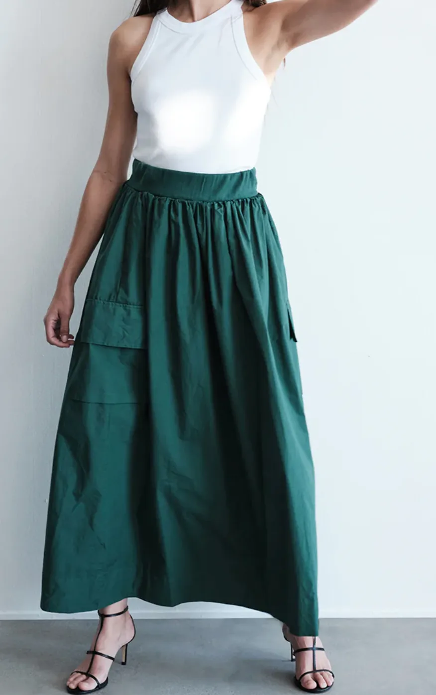 Structured Poplin Cargo Skirt IN RAINFOREST